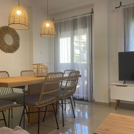 شقة Piso Elche-Centro المظهر الخارجي الصورة